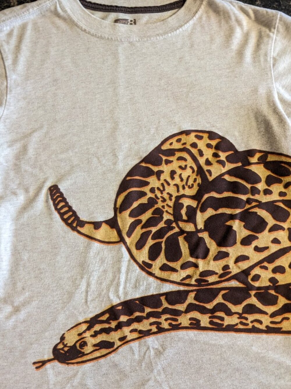 Boys Crazy 8 Light Khaki Colored Shirt with Snake - size 7-8 (M) - EUC
